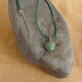 GREEN AVENTURINE HEART SHAPE NECKLACE