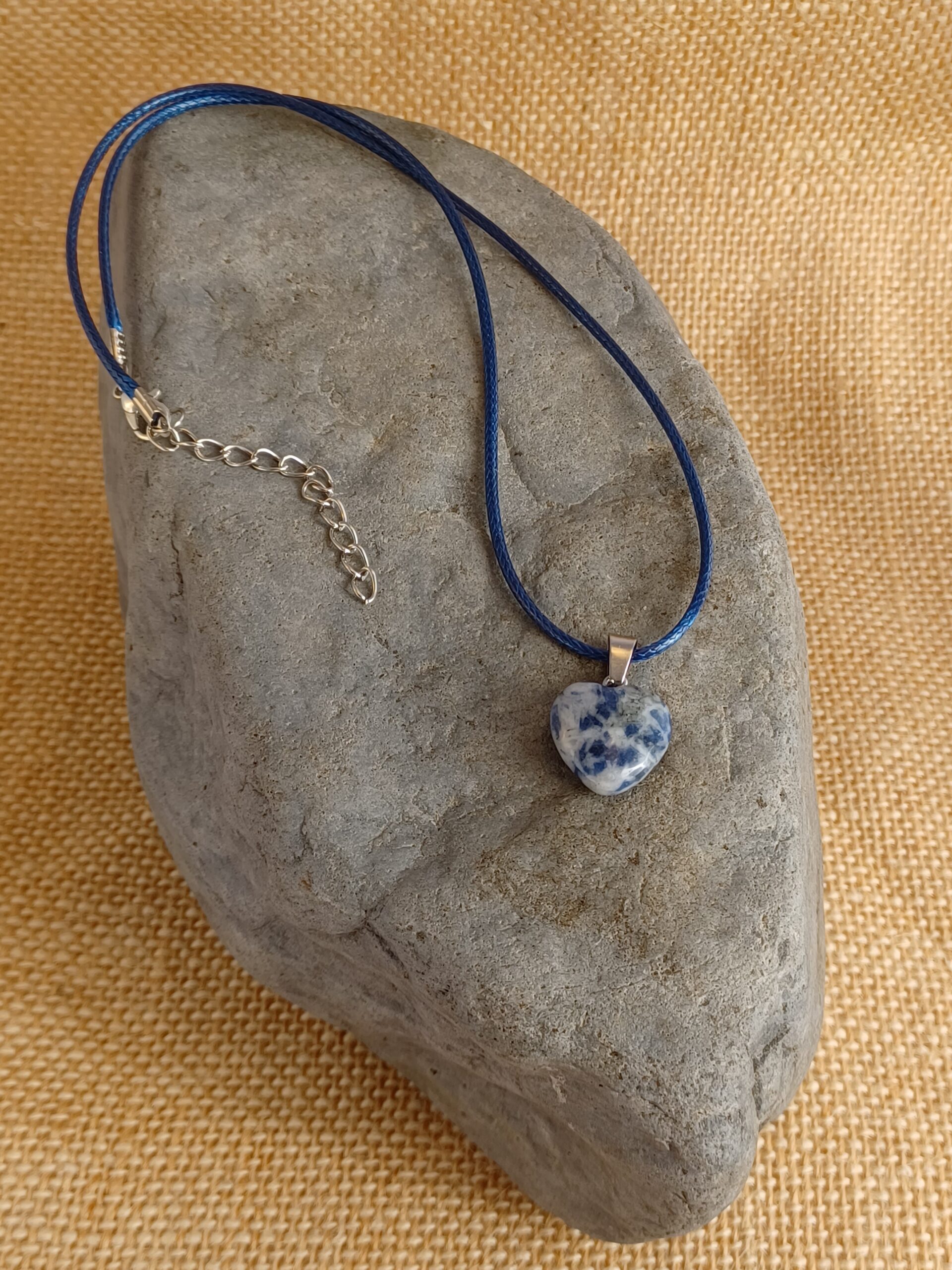 BLUE JASPER STONE HEART SHAPE NECKLACE