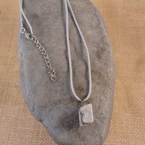 GREY JASPER STONE PENDANT NECKLACE