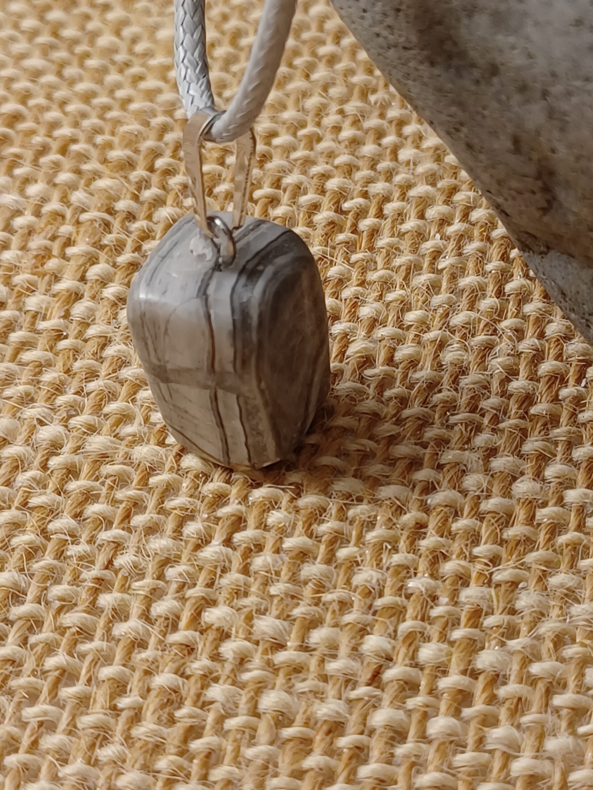 GREY JASPER STONE PENDANT NECKLACE - Image 4