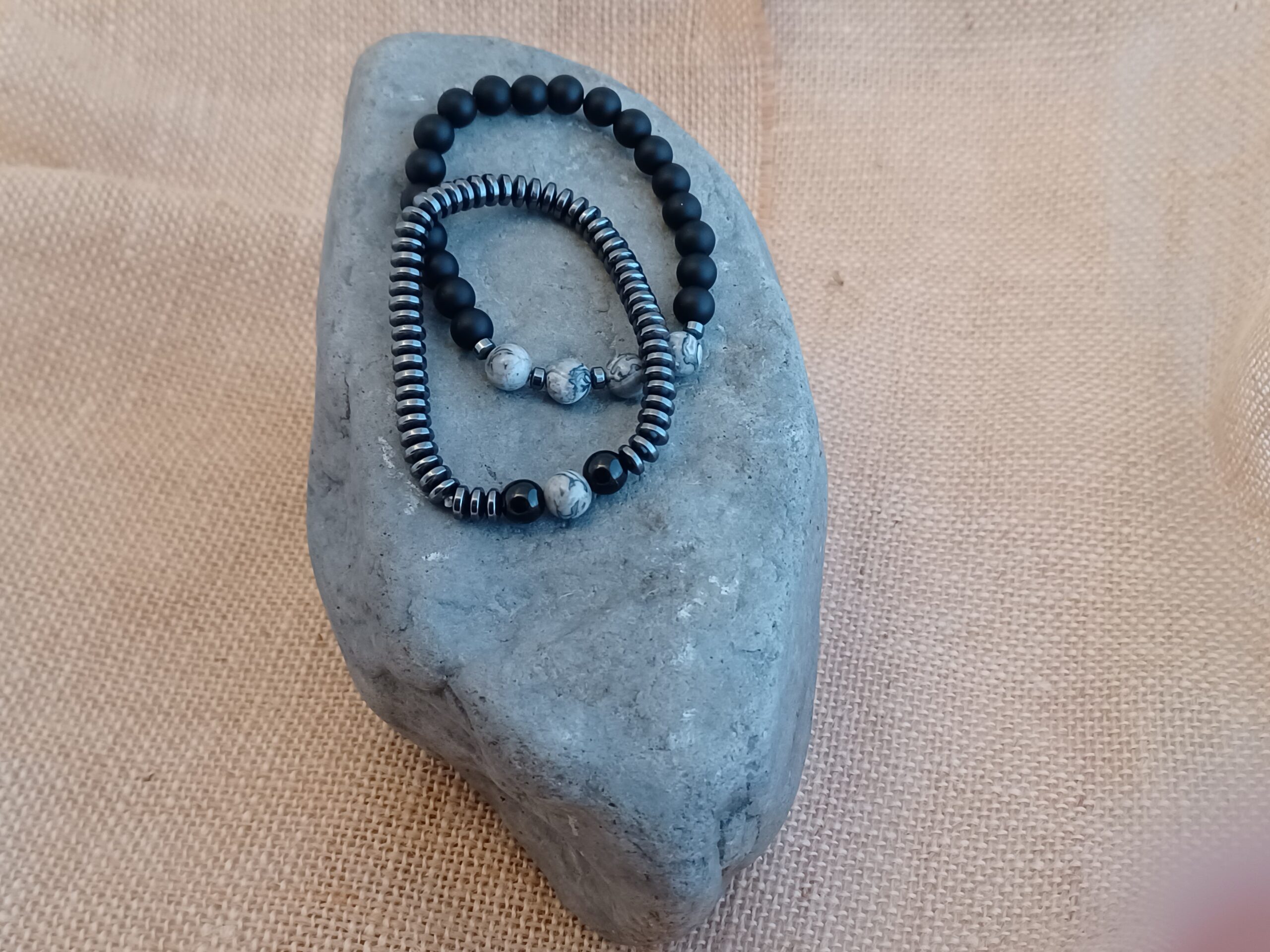 2 PIECES MAGNETIC HEMATITE AND JASPER STONE BRACELETS