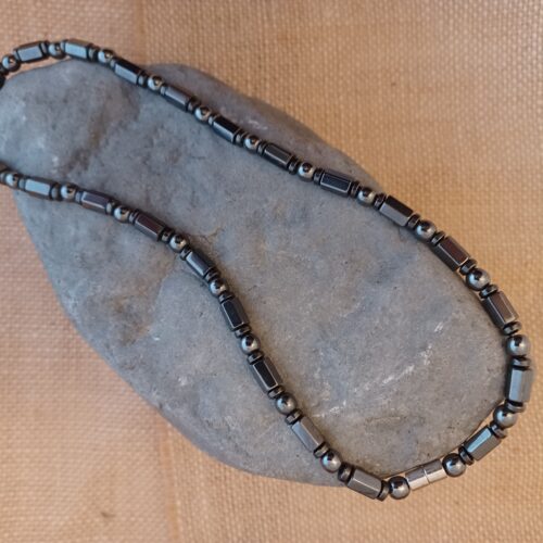 MAGNETIC HEMATITE NECKLACE