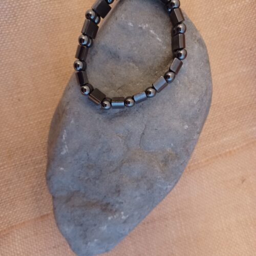 MAGNETIC HEMATITE BRACELET